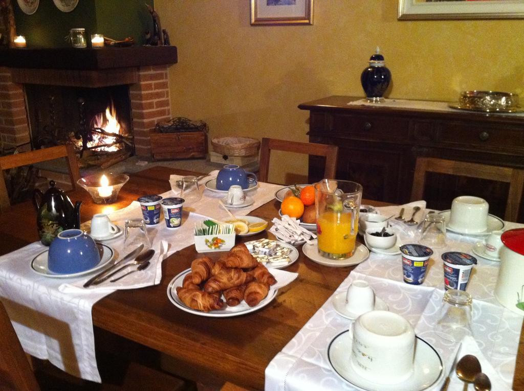 B&B Castelvecchio Ferrere Luaran gambar