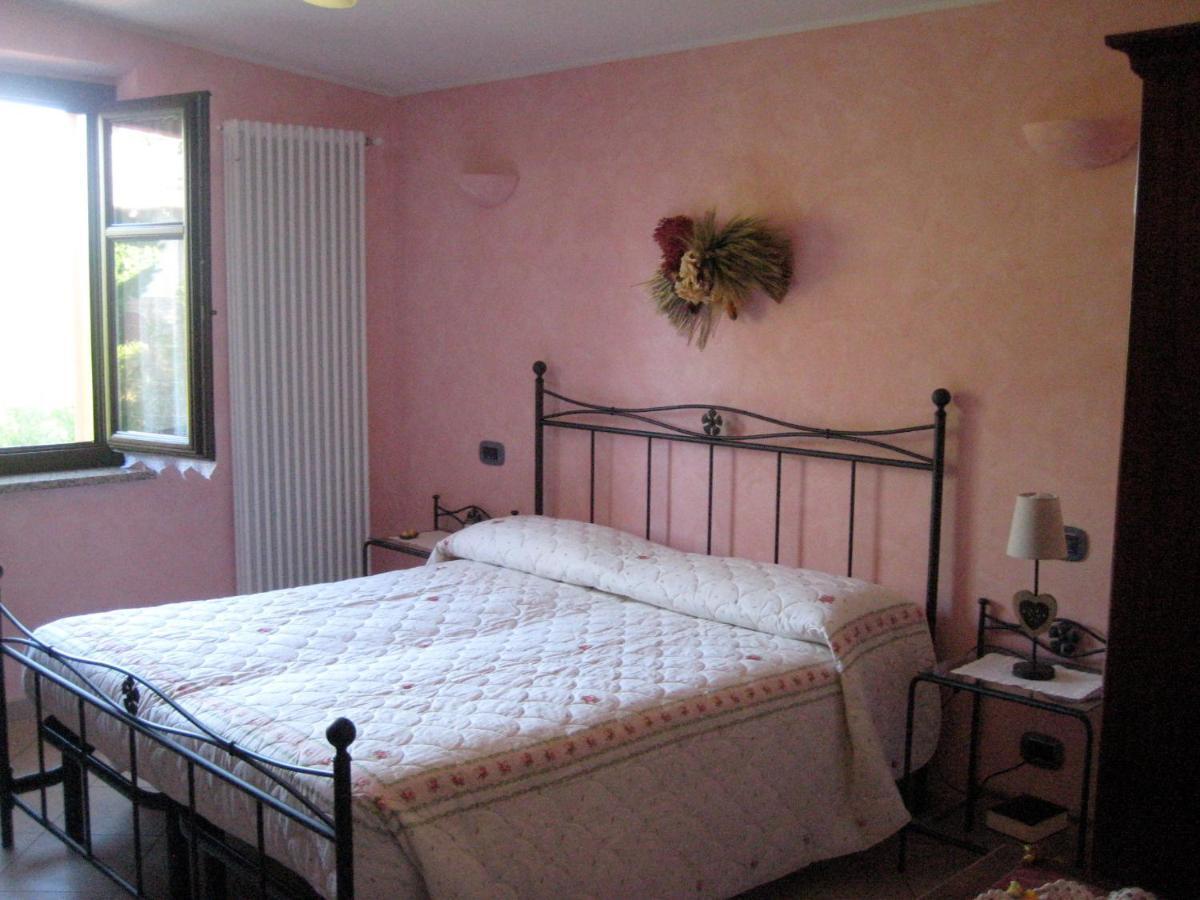 B&B Castelvecchio Ferrere Bilik gambar